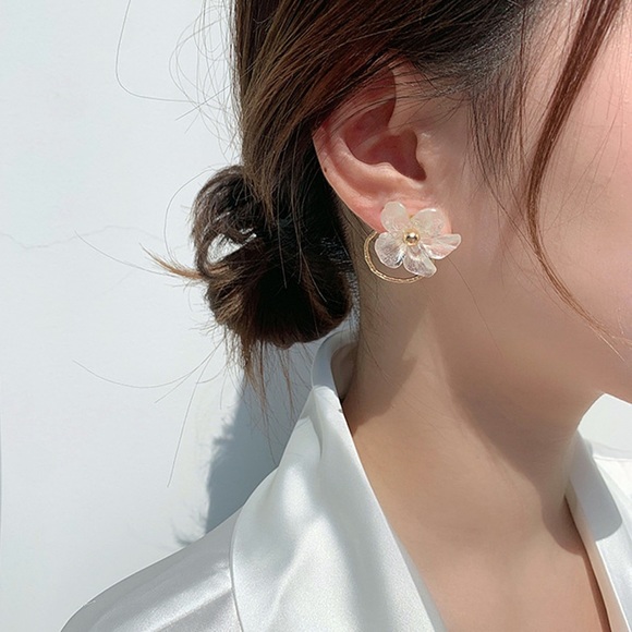 2/$20!  Flower Studs w/Gold Circle Jacket Earrings - Picture 3 of 8